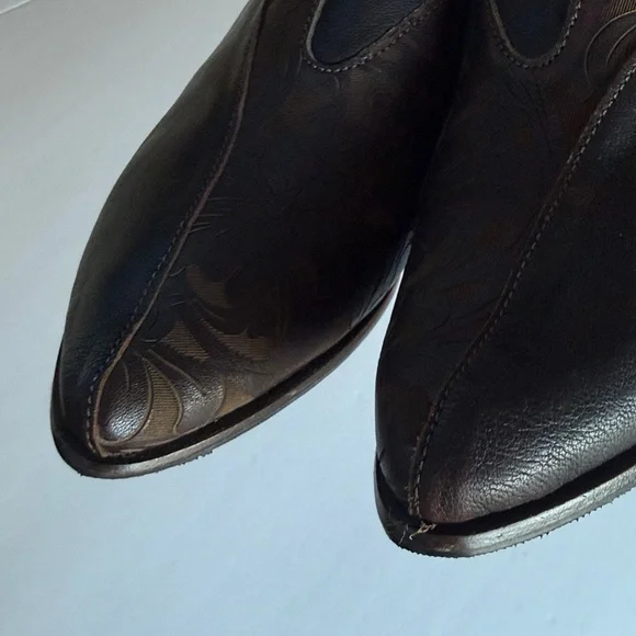 Cydwoq Hood booties women’s 38 embossed brown leather worn once - Picture 8 of 8